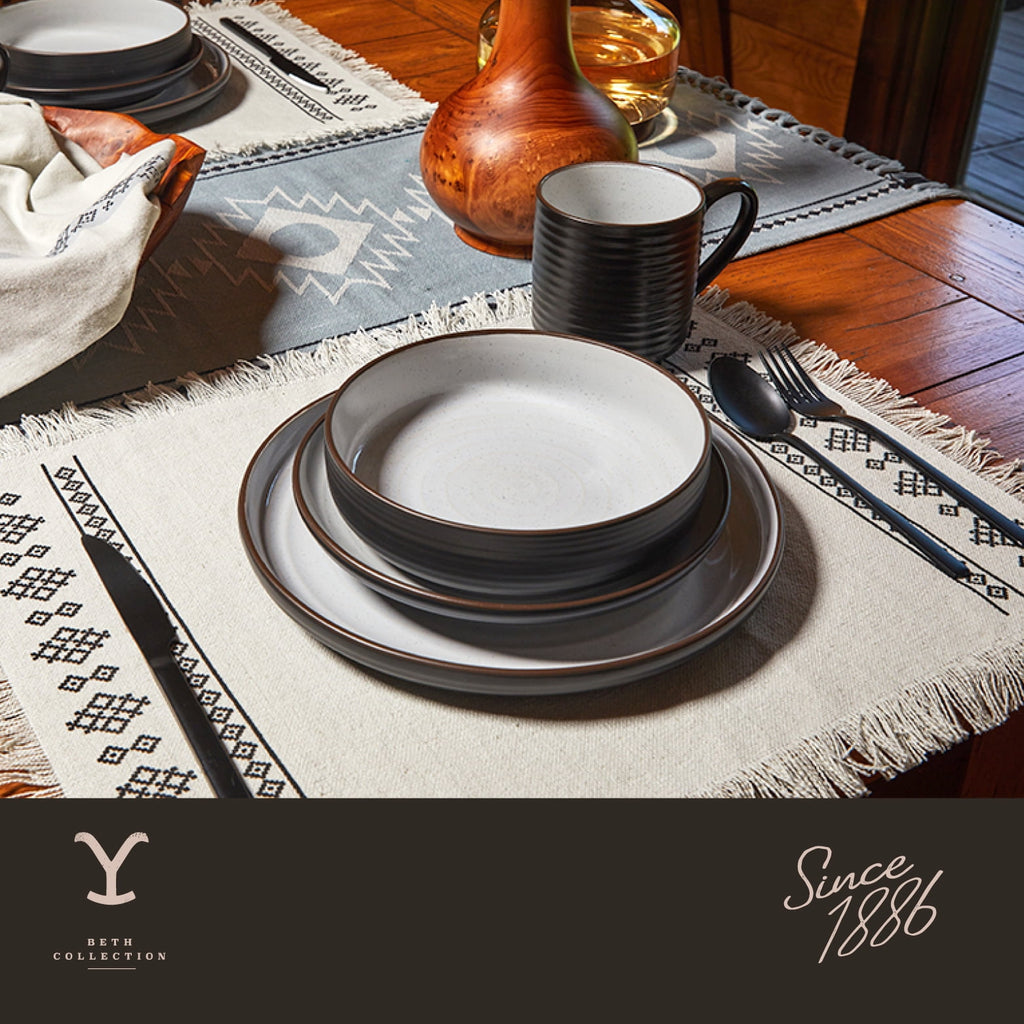 Yellowstone Beth 12-Piece Ceramic Dinnerware Set