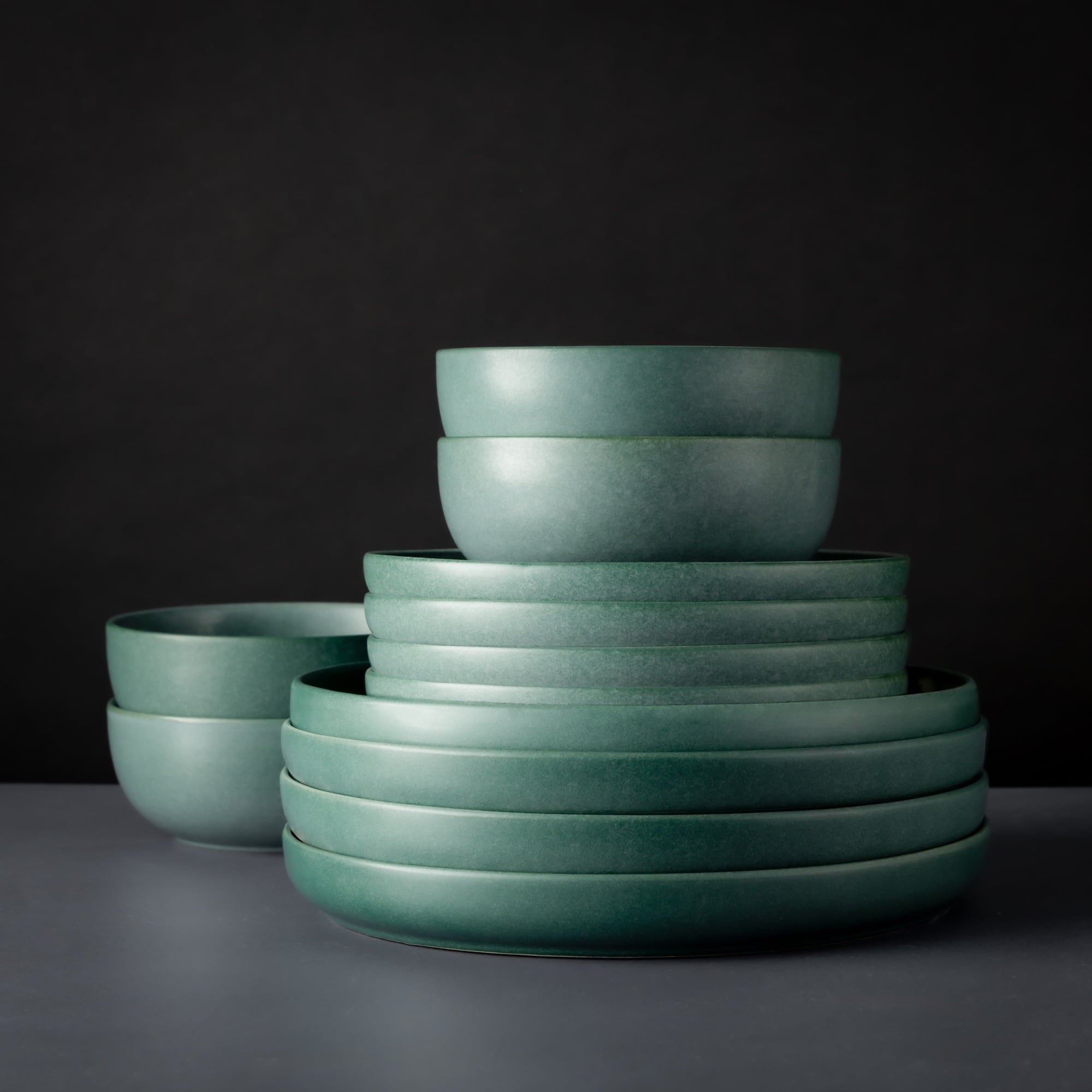 Thyme & Table Caspian Green 12-Piece Ceramic Dinnerware Set