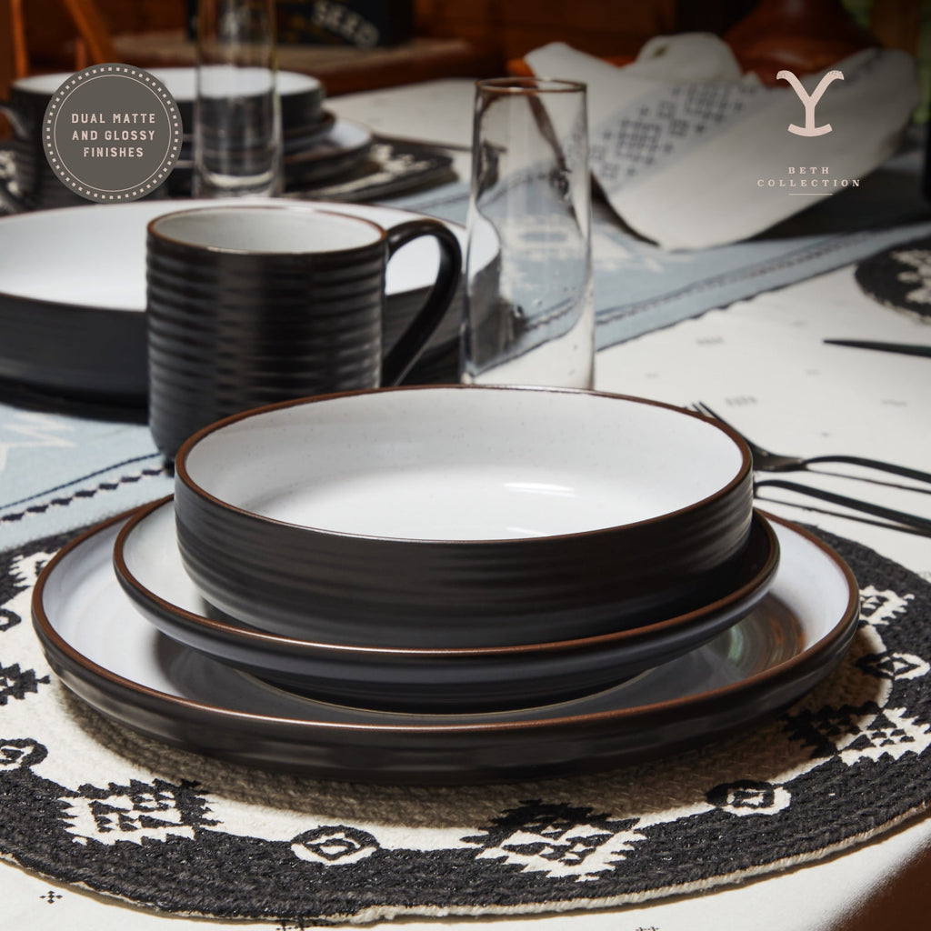 Yellowstone Beth 12-Piece Ceramic Dinnerware Set